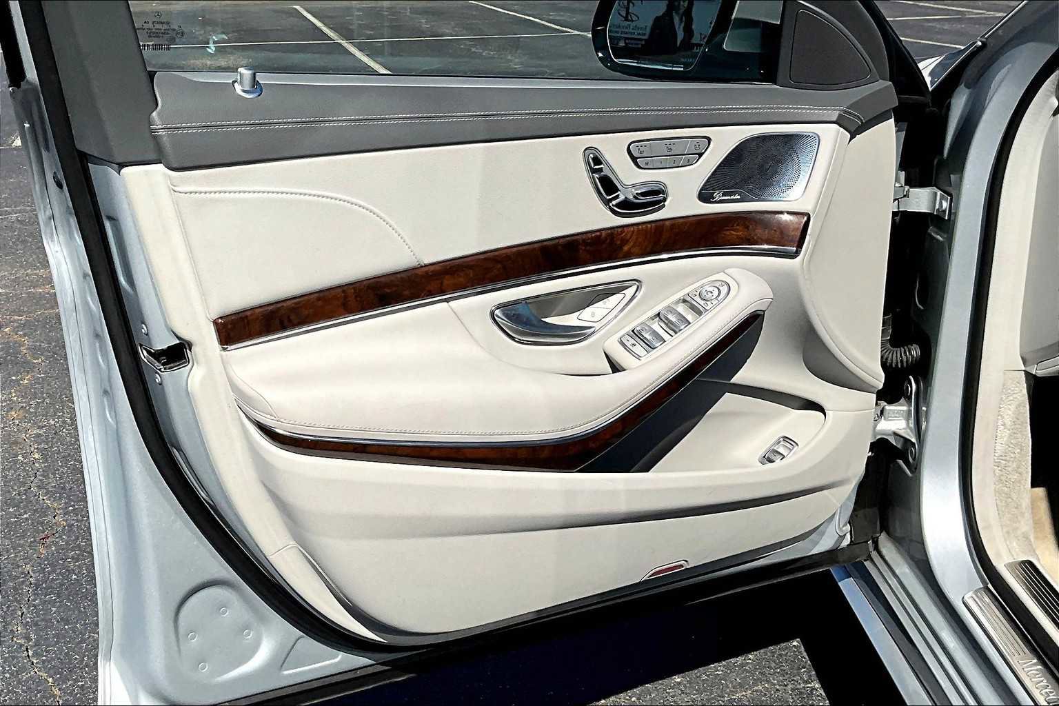 Used 2015 Mercedes-Benz S 550 Sedan image 22