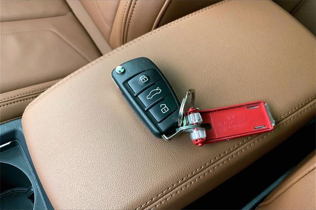 Certified 2025 Audi Q3 2.0T Premium Plus w/ Premium Plus Package image 11