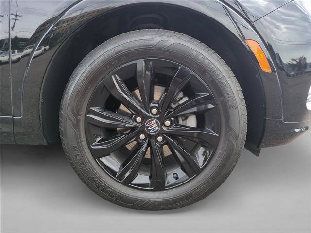 Used 2025 Buick Envista Sport Touring FWD image 21