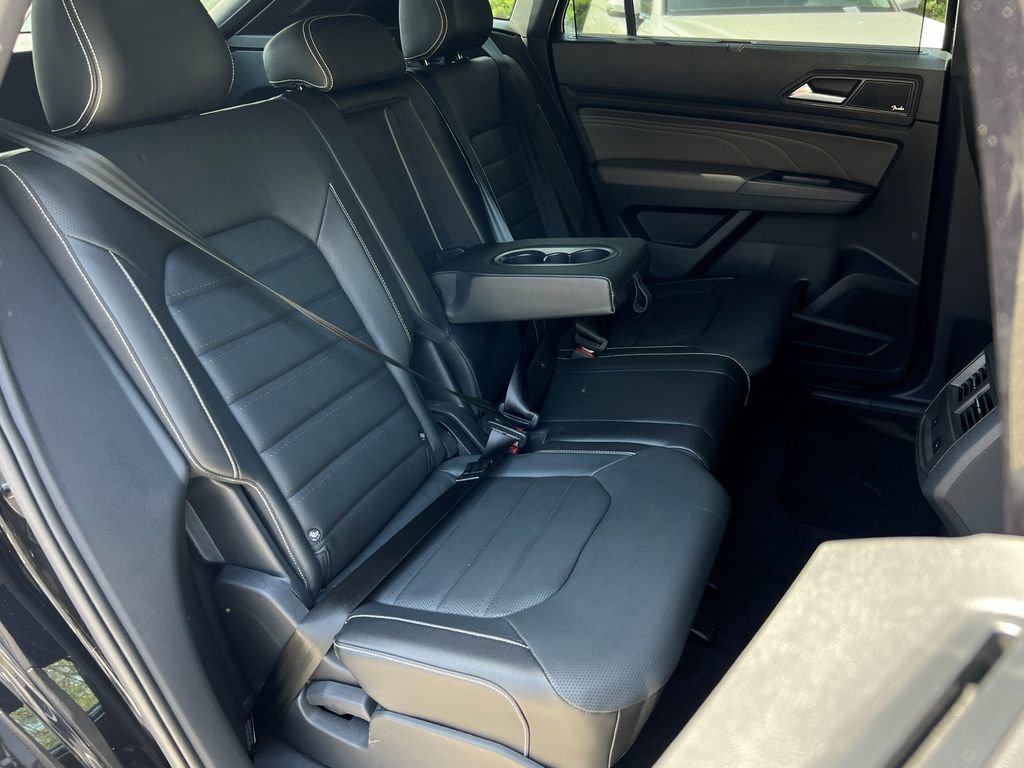 Used 2023 Volkswagen Atlas Cross Sport SEL Premium R-Line image 14