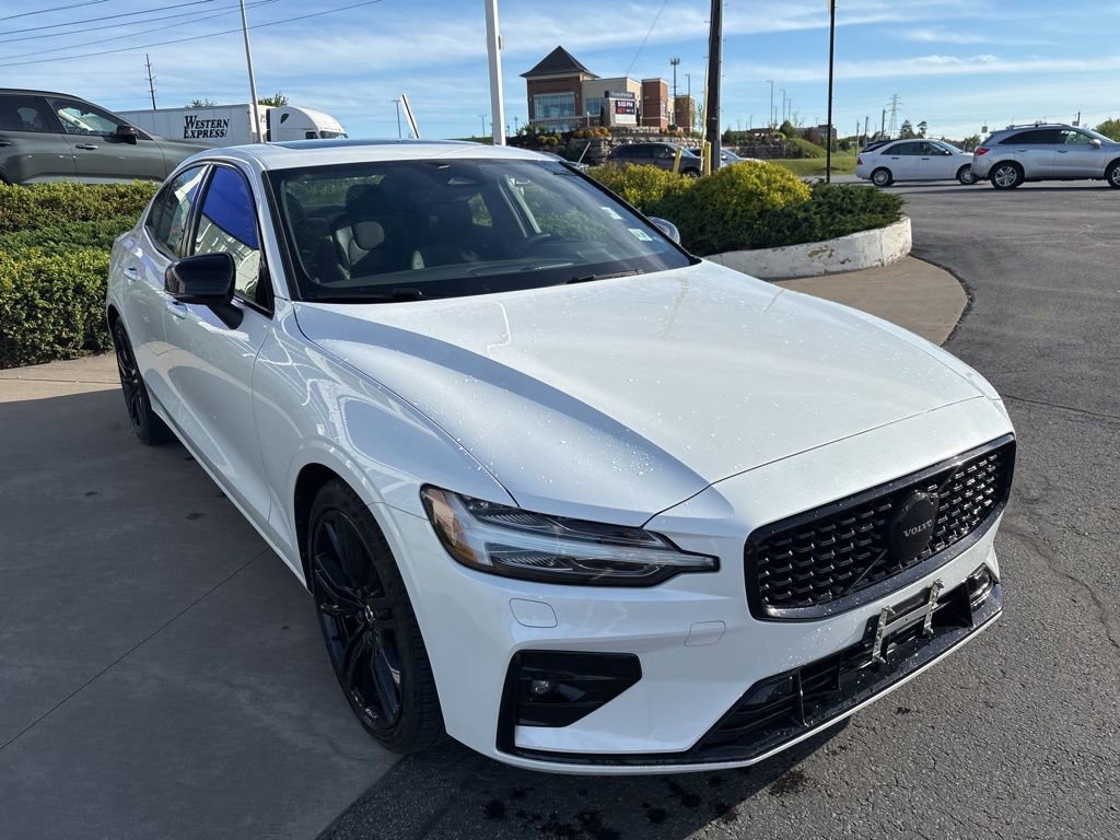 Certified 2023 Volvo S60 B5 Plus w/ Climate Package FWD image 5
