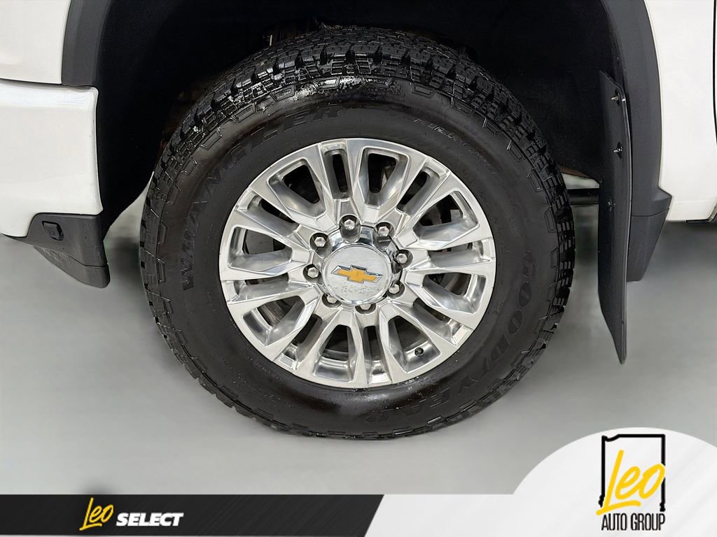 Used 2023 Chevrolet Silverado 3500 High Country w/ Z71 Off-Road Package image 33