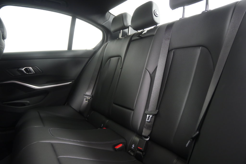 New 2026 BMW 330i Sedan w/ Convenience Package RWD image 16