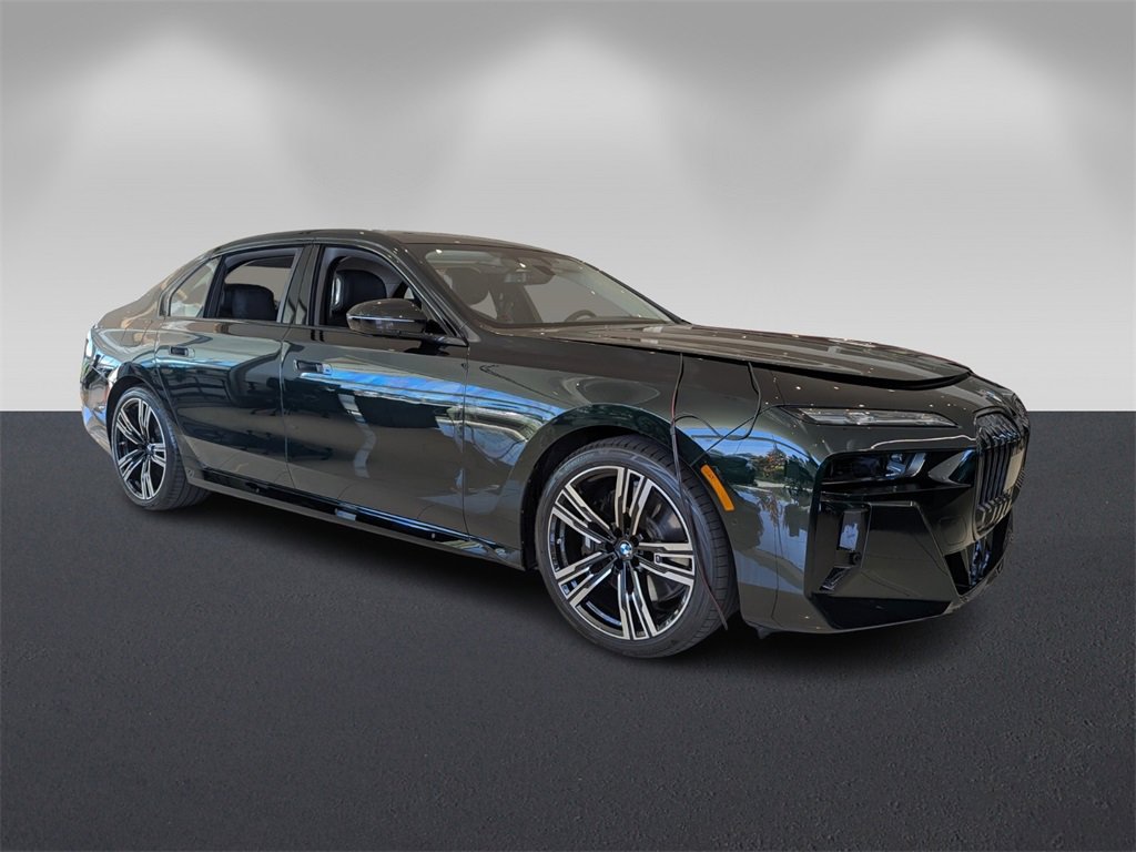 New 2026 BMW 760i xDrive