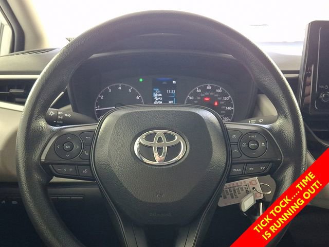 Certified 2025 Toyota Corolla LE FWD image 23