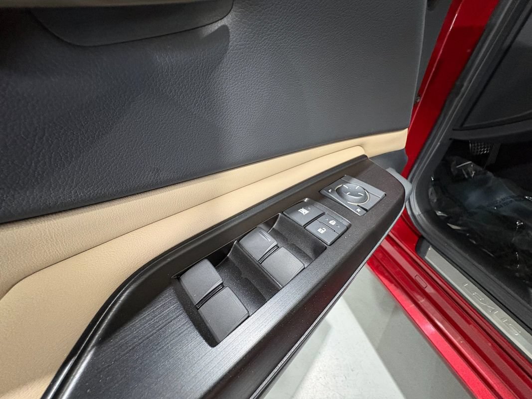 Used 2019 Lexus ES 350 w/ Premium Package FWD image 40