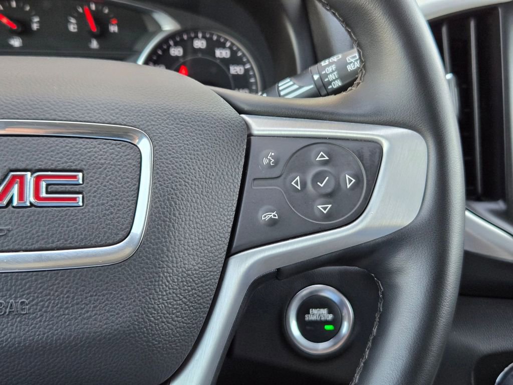 Used 2024 GMC Terrain SLT image 23