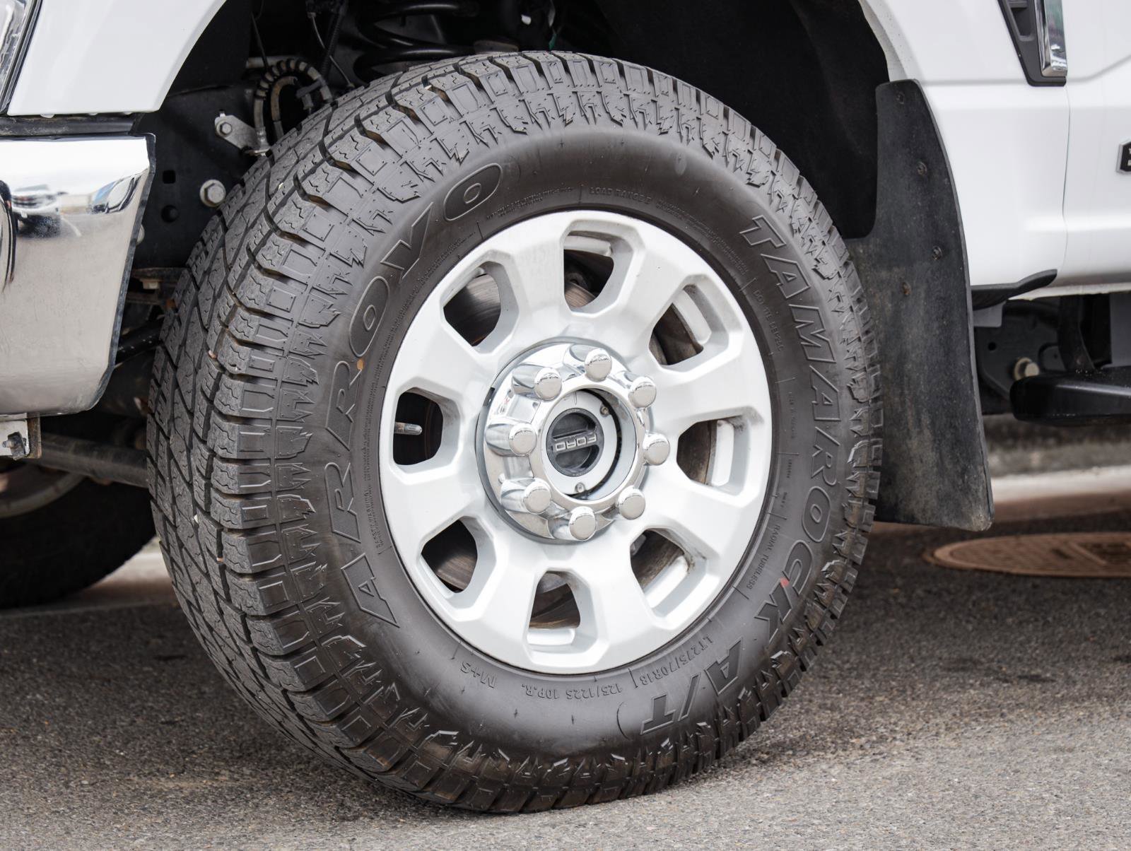 Used 2024 Ford F350 XLT w/ FX4 Off-Road Package AWD/4WD image 11