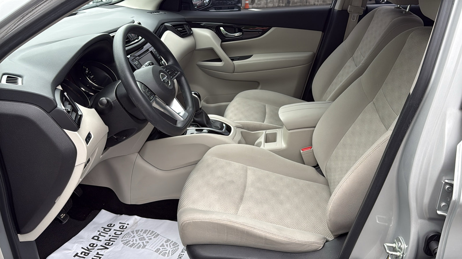 Used 2019 Nissan Rogue Sport SV AWD/4WD image 19