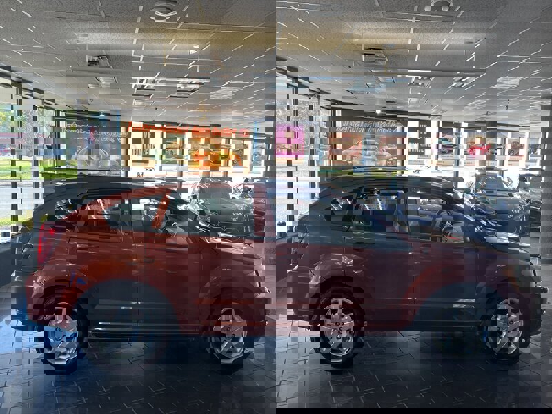 Used 2009 Dodge Caliber SXT image 5