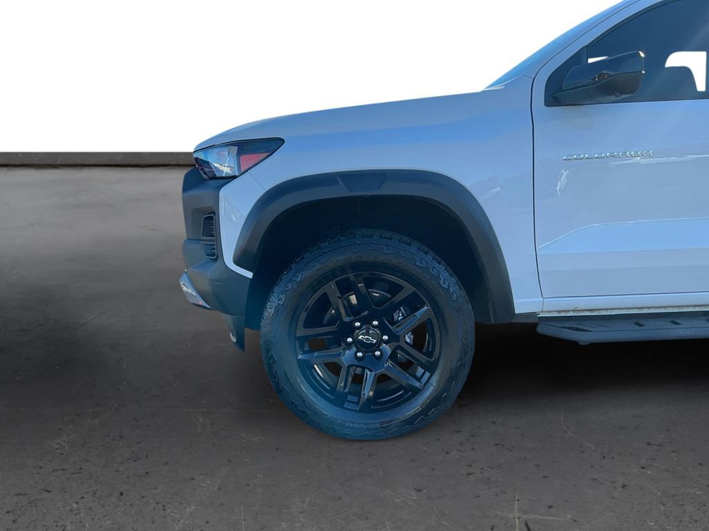 Used 2023 Chevrolet Colorado Trail Boss w/ Technology Package image 13