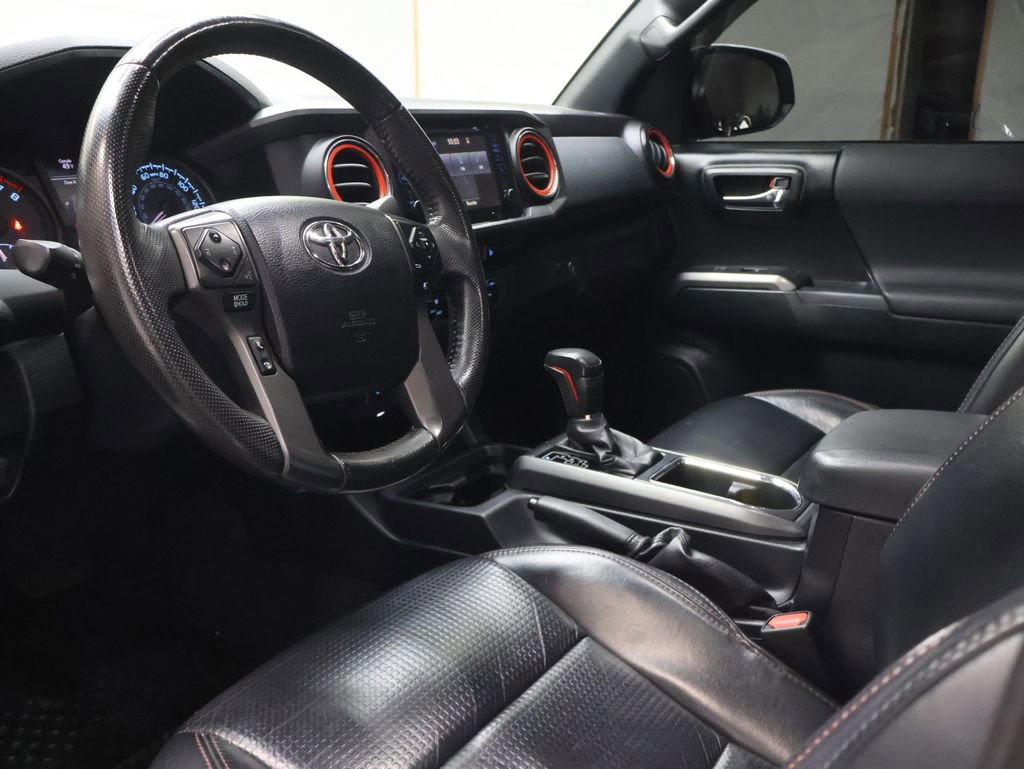 Used 2017 Toyota Tacoma TRD Pro image 18