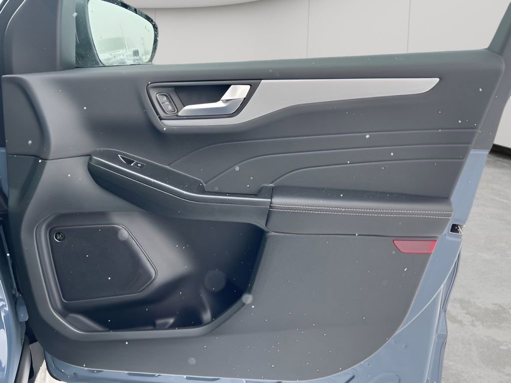 New 2026 Ford Escape Base w/ PHEV Premium Package image 10