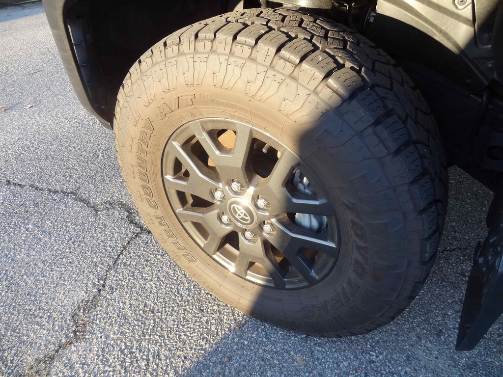 Used 2025 Toyota 4Runner SR5 image 13