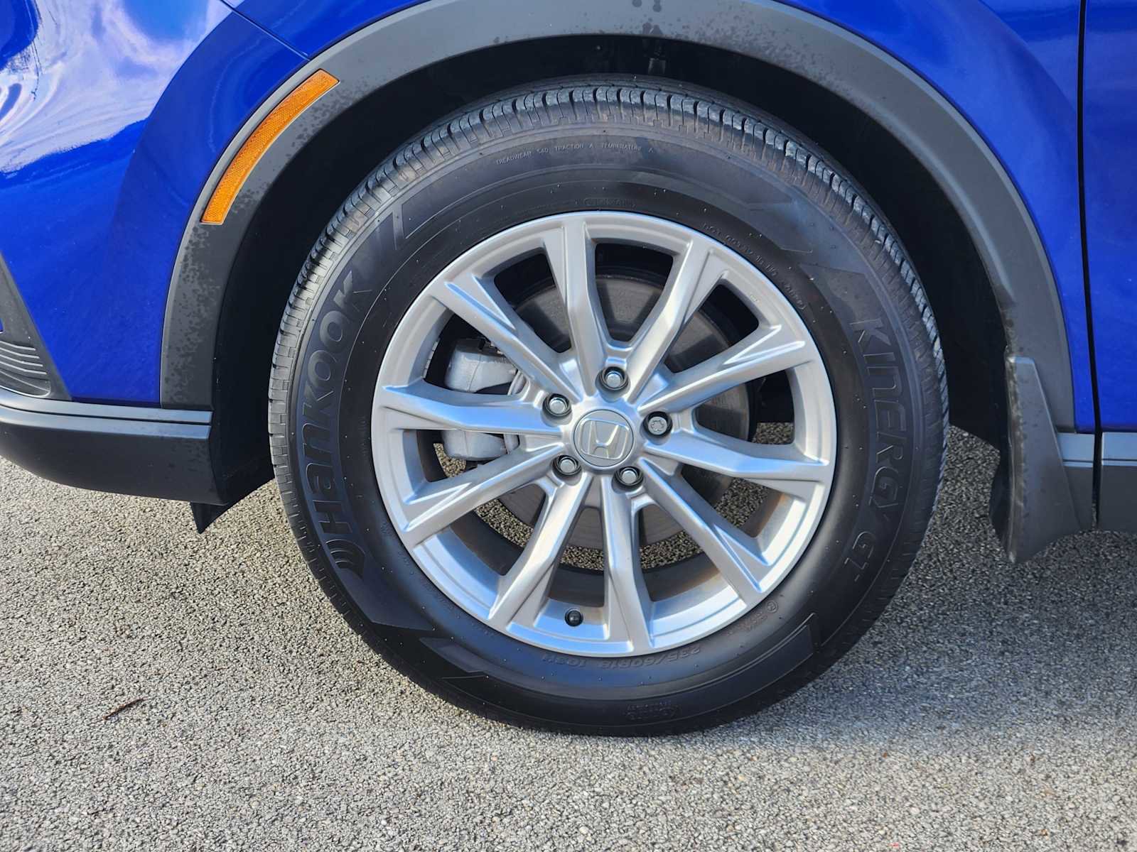 Used 2023 Honda CR-V EX image 9