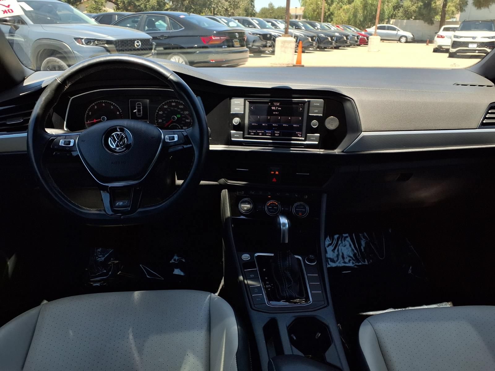Used 2020 Volkswagen Jetta R-Line w/ R-Line Cold Weather Package FWD image 22