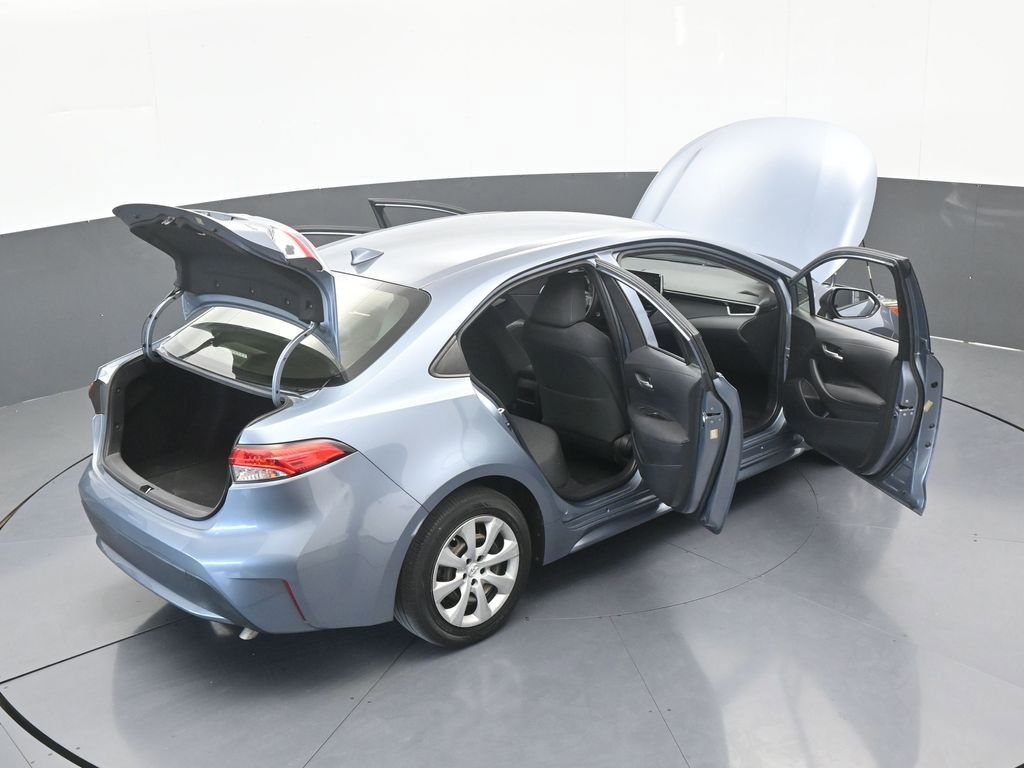 Used 2021 Toyota Corolla LE image 60