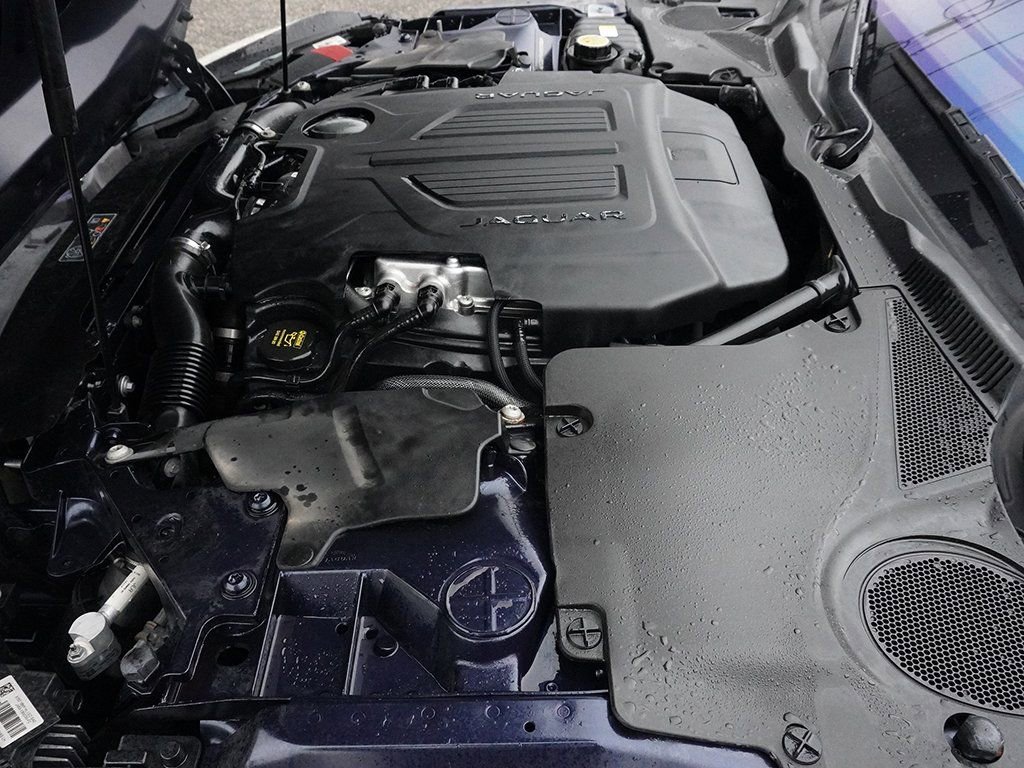 Used 2019 Jaguar F-TYPE R-Dynamic image 24