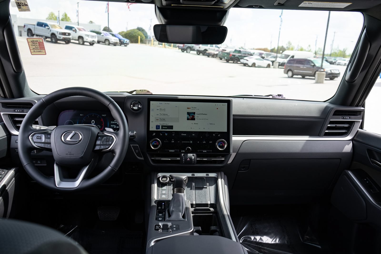 Used 2025 Lexus GX 550 AWD/4WD image 30