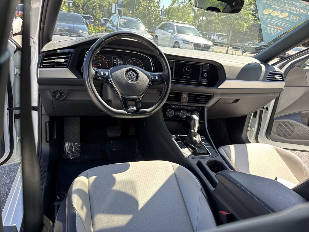 Used 2019 Volkswagen Jetta R-Line w/ R-Line Cold Weather Package image 36