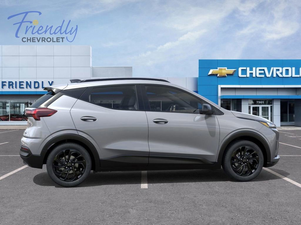 New 2027 Chevrolet Bolt RS w/ Technology Package FWD image 16
