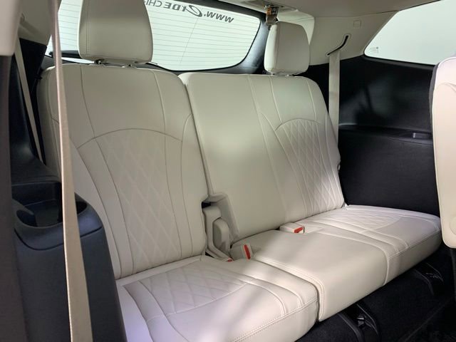 Used 2022 Buick Enclave Avenir w/ Avenir Technology Package image 29