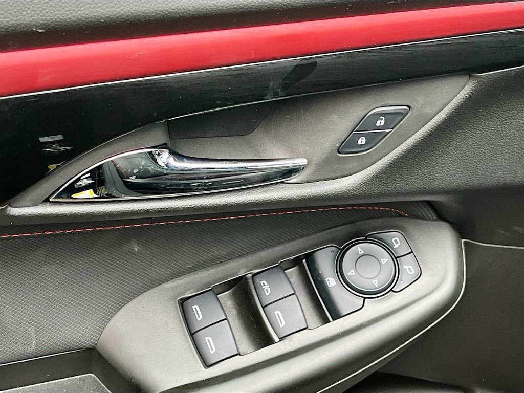 Used 2025 Chevrolet TrailBlazer RS w/ Convenience Package FWD image 18