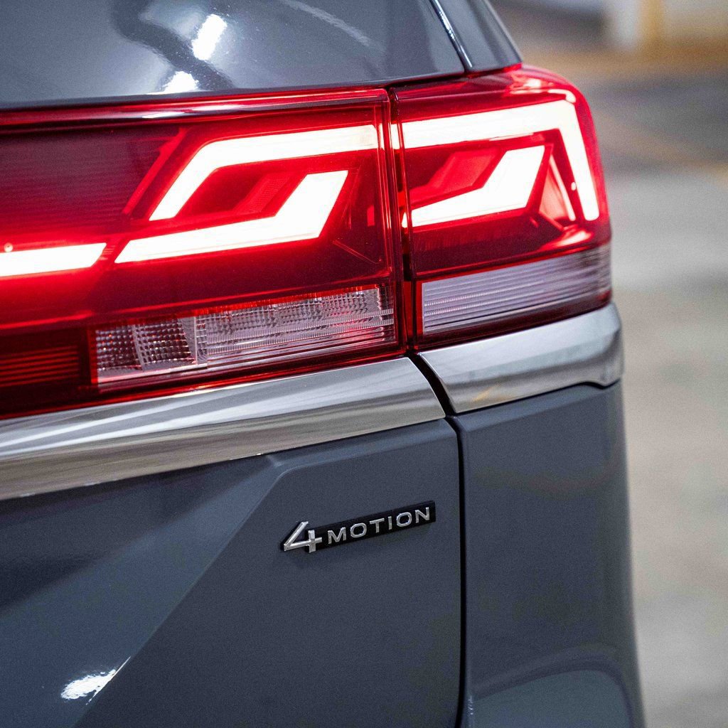 New 2026 Volkswagen Atlas SEL Premium R-Line image 6