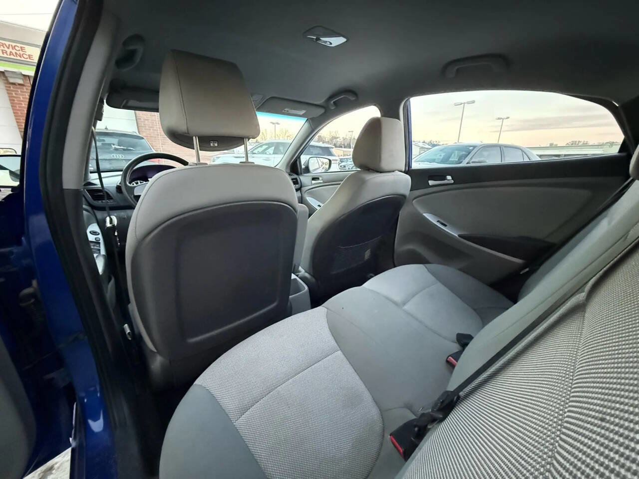 Used 2012 Hyundai Accent GLS image 10