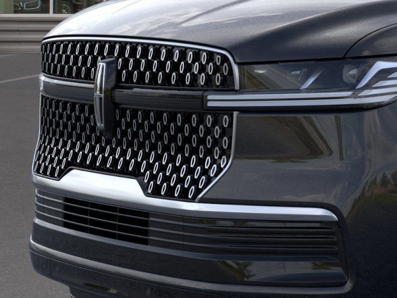 New 2026 Lincoln Navigator Reserve image 17