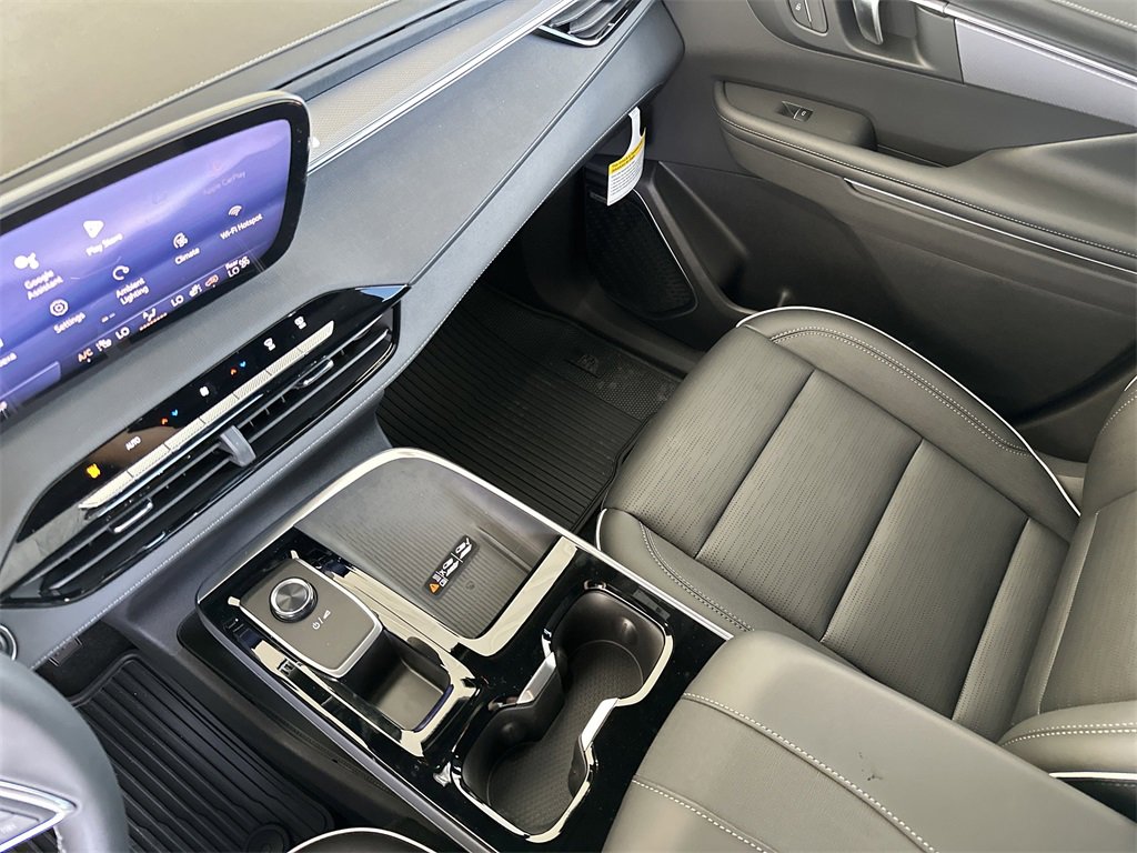 New 2025 Buick Enclave Sport Touring w/ Power Package image 28