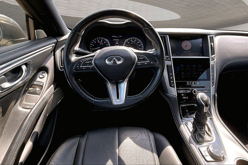 Used 2018 INFINITI Q60 3.0t Luxe image 10