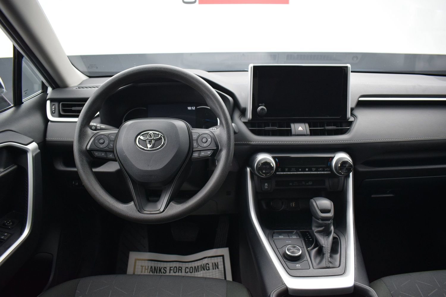 Used 2025 Toyota RAV4 XLE AWD/4WD image 14
