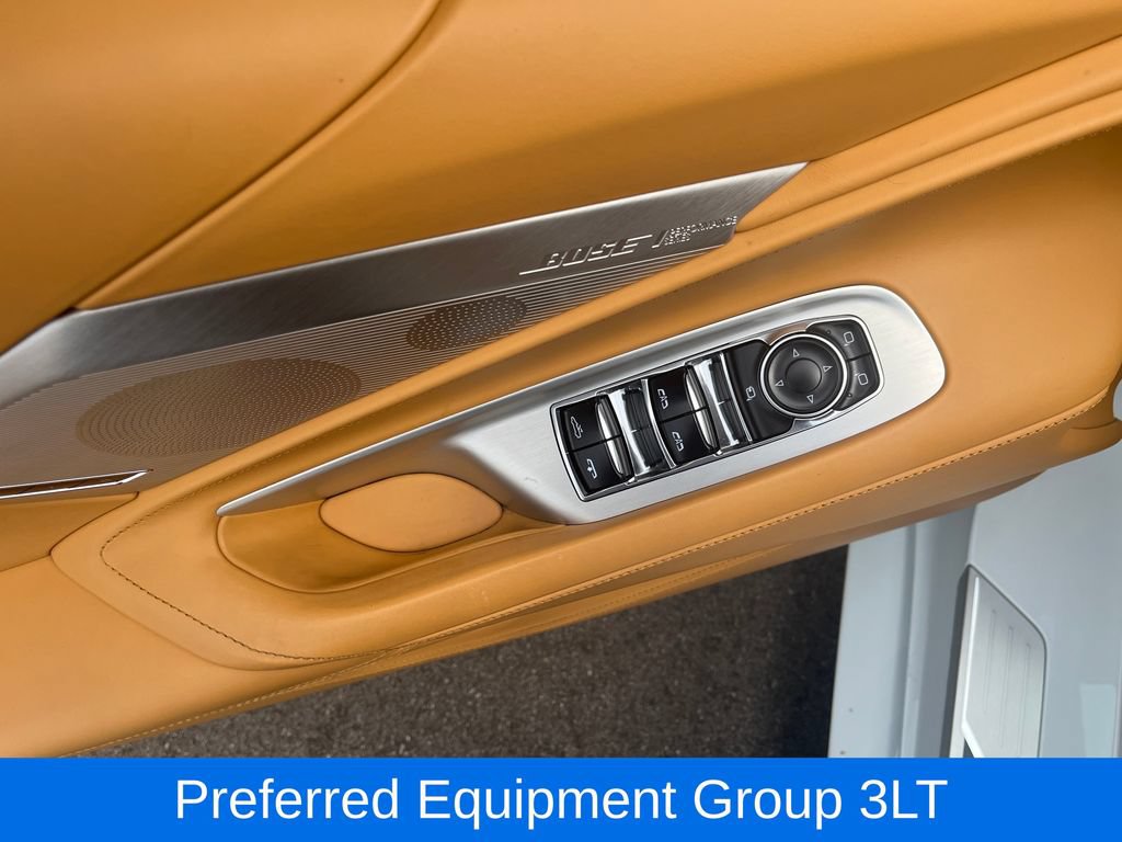 Used 2021 Chevrolet Corvette Stingray Premium Conv w/ Z51 Performance Package RWD image 15