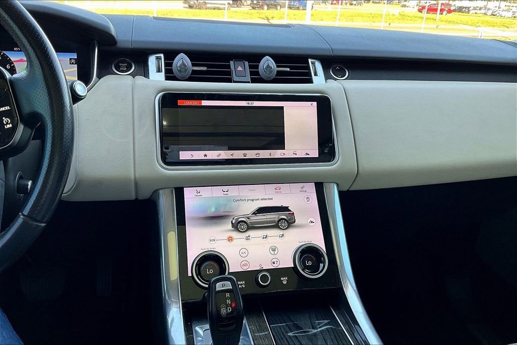 Used 2018 Land Rover Range Rover Sport HSE image 16