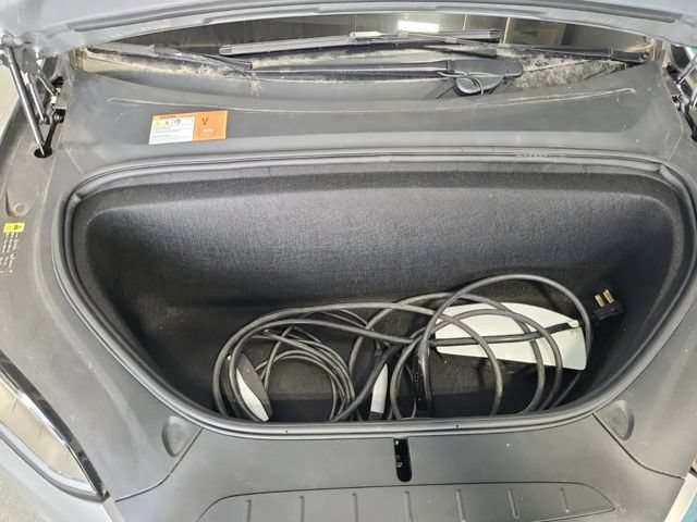 Used 2018 Tesla Model X 100D AWD/4WD image 14