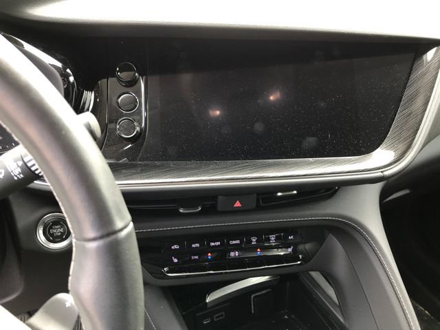 Used 2023 Buick Envision Essence AWD/4WD image 7