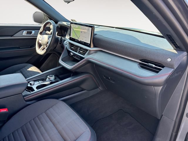 Used 2026 Ford Explorer ST-Line AWD/4WD image 10