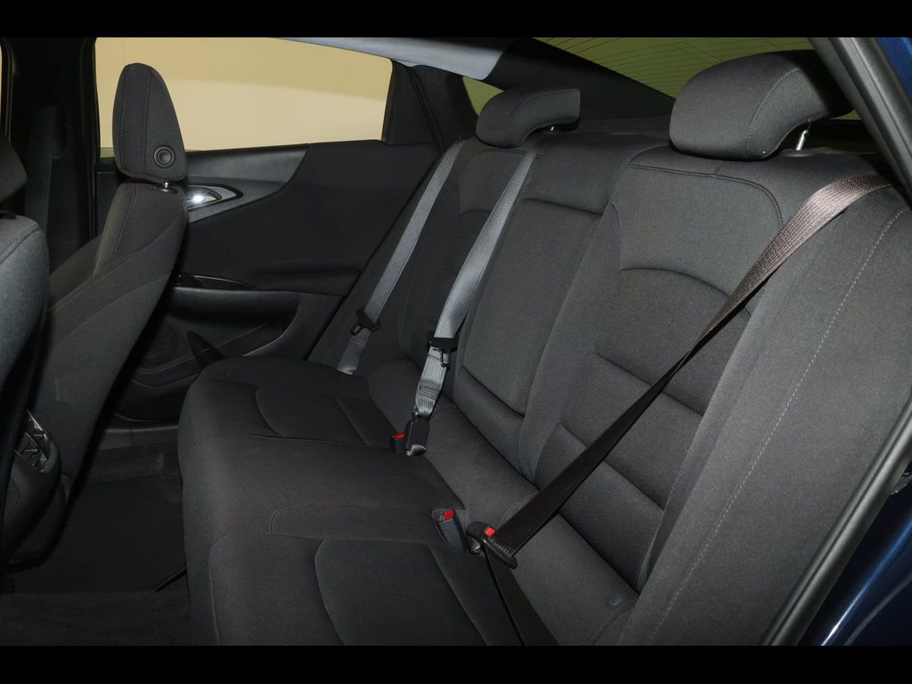Used 2022 Chevrolet Malibu LT image 27