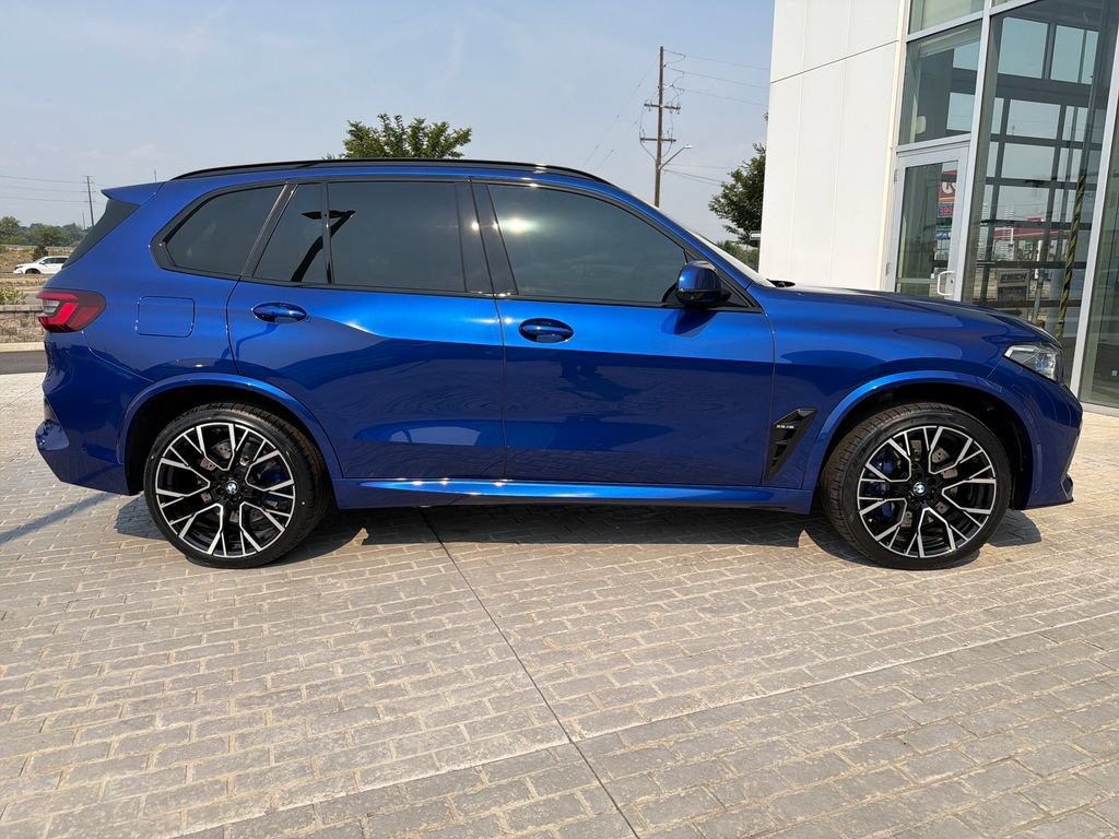 Used 2022 BMW X5 M w/ Executive Package AWD/4WD image 6