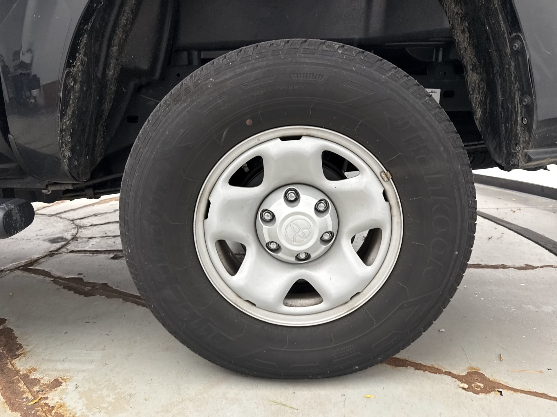 Used 2023 Toyota Tacoma SR AWD/4WD image 13