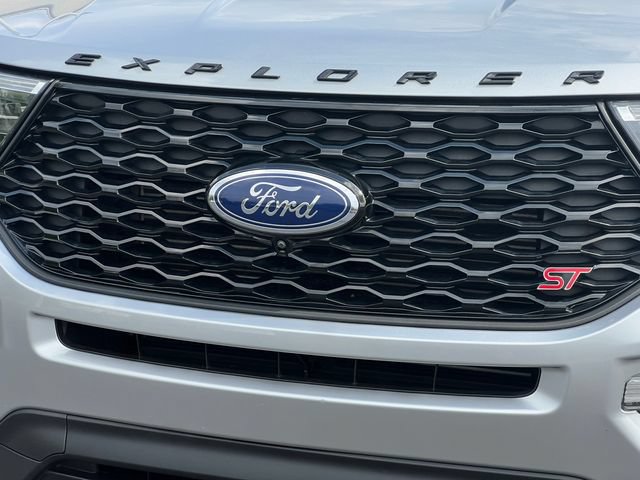 Used 2020 Ford Explorer ST w/ ST Street Pack AWD/4WD image 43