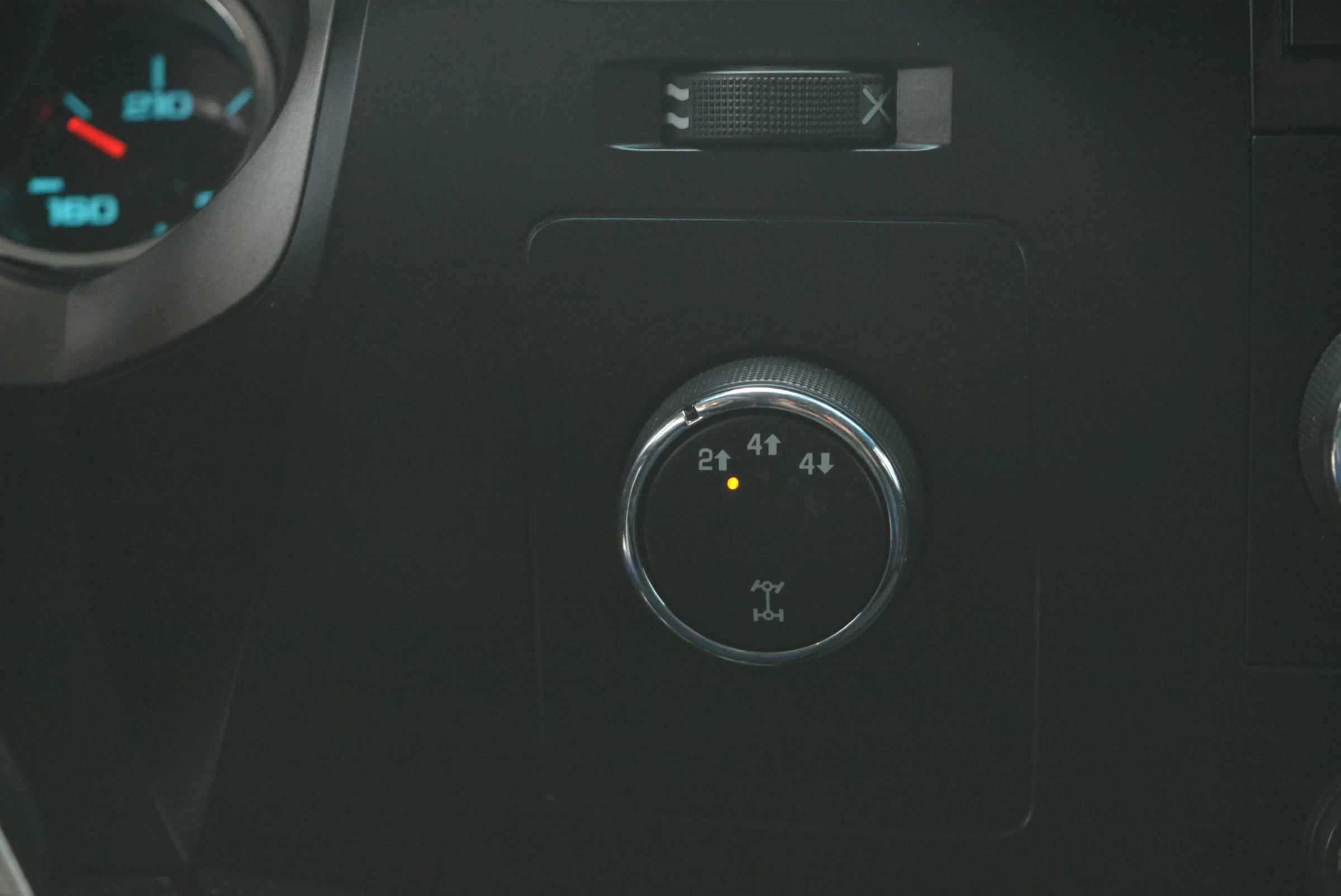 Used 2010 GMC Sierra 3500 SLE image 24