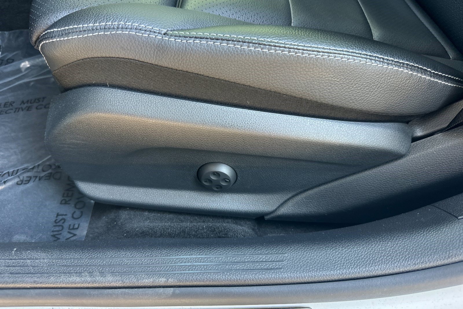 Used 2017 Mercedes-Benz C 300 Sedan image 15