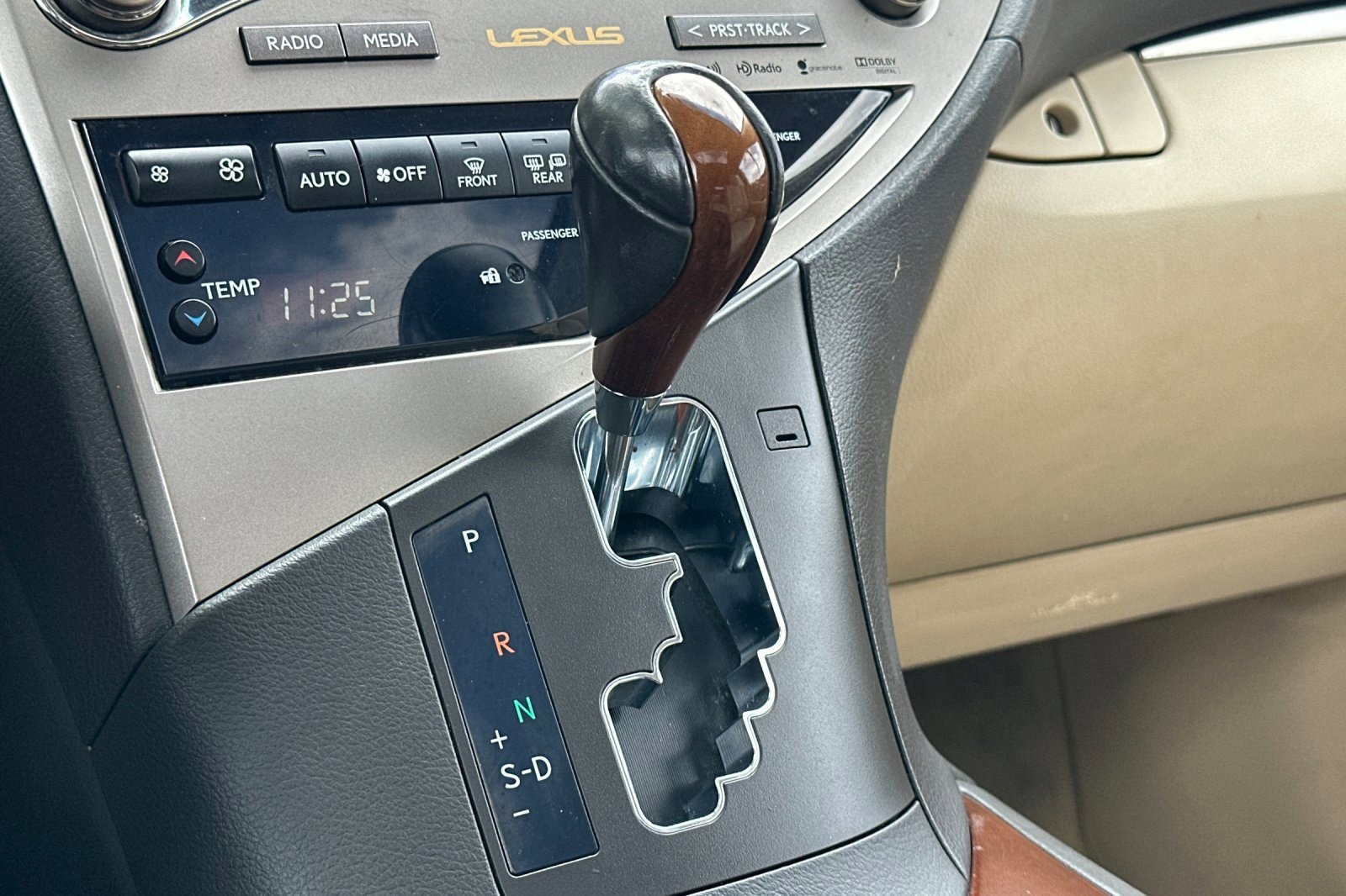 Used 2013 Lexus RX 450h FWD w/ Navigation Pkg image 18