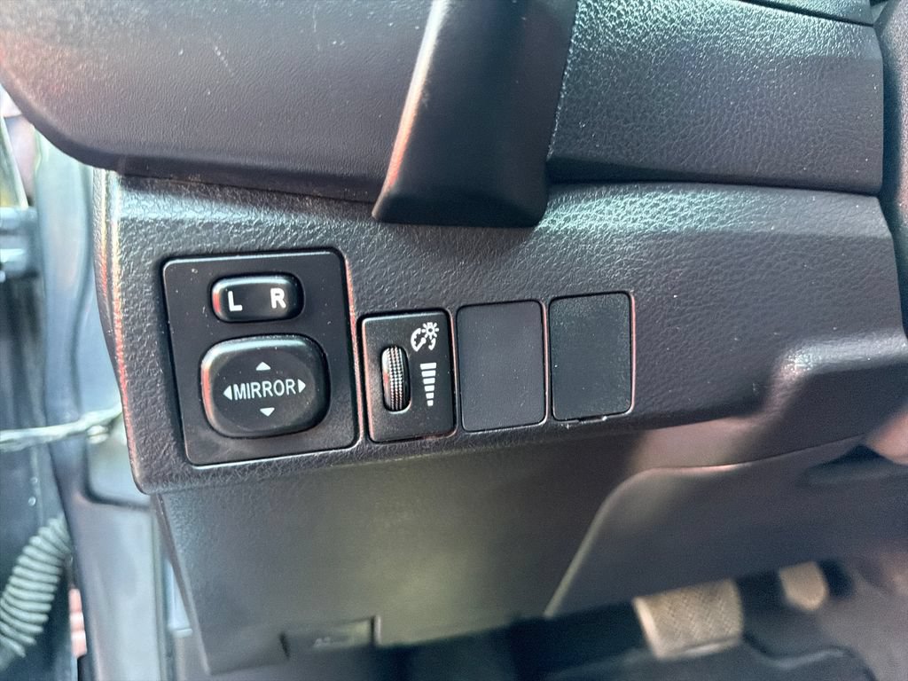 Used 2019 Toyota Corolla SE FWD image 25