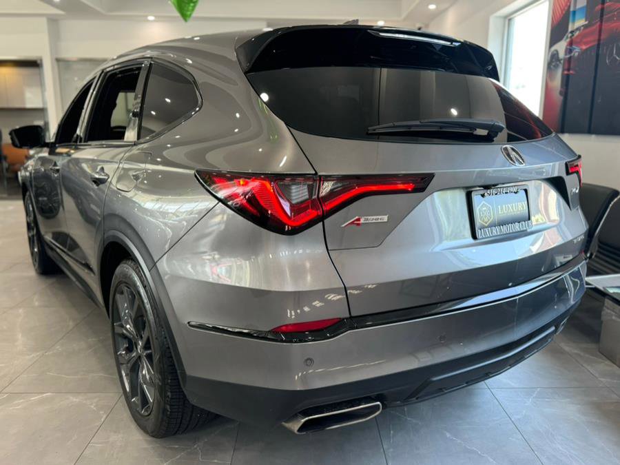 Used 2023 Acura MDX A-Spec image 6