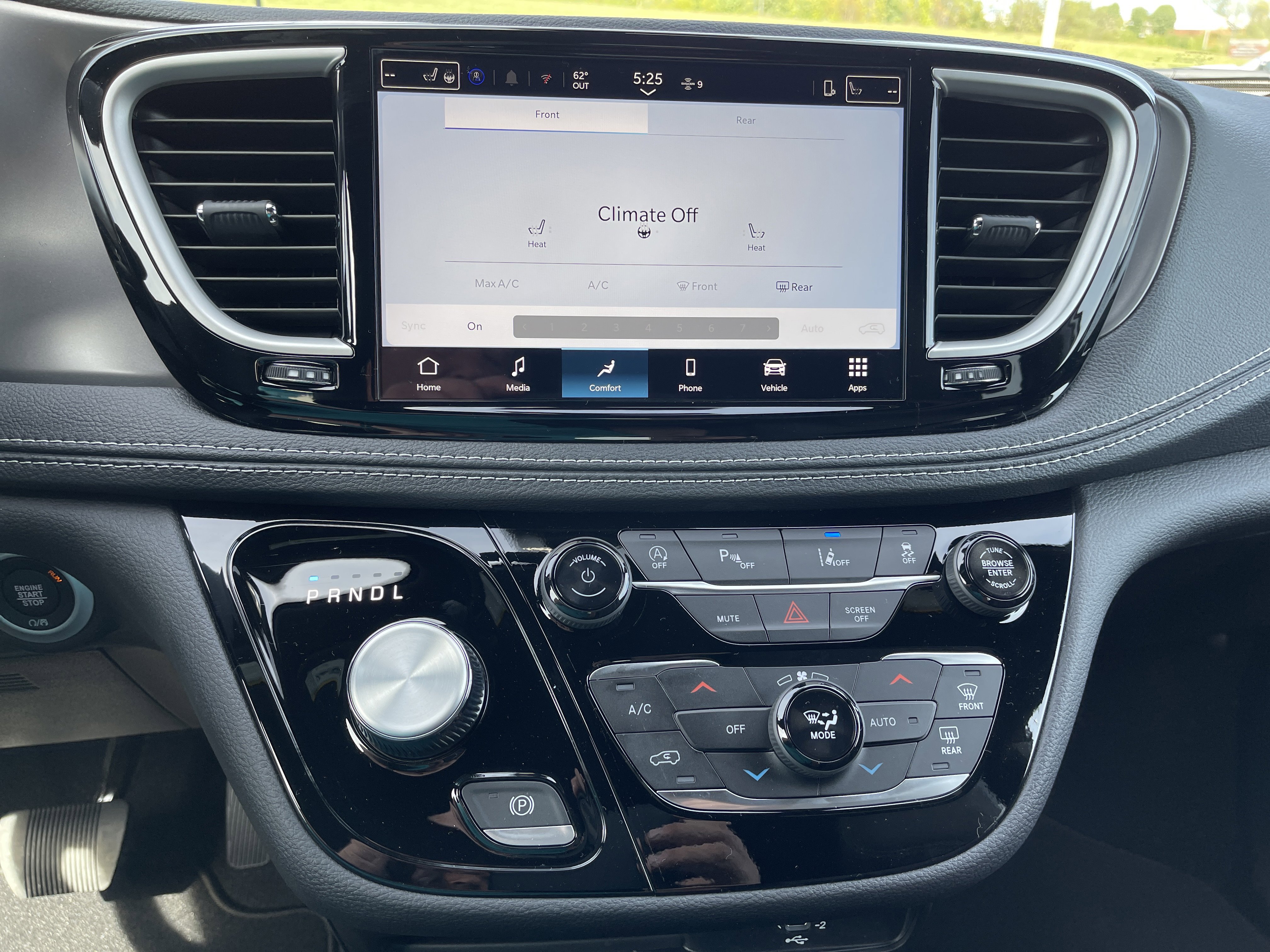 New 2026 Chrysler Pacifica Select image 25