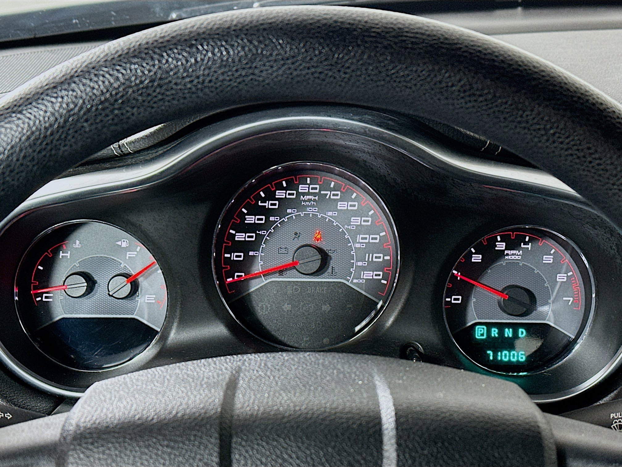 Used 2011 Dodge Avenger Express image 12