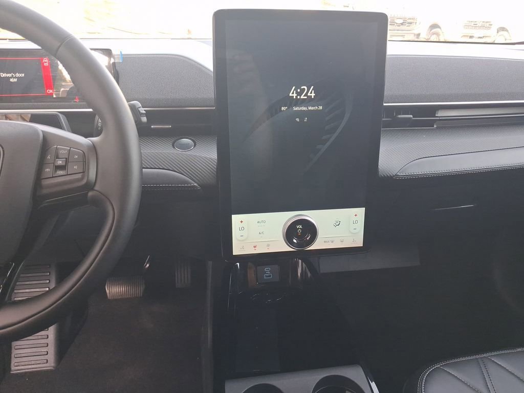 Used 2024 Ford Mustang Mach-E Select w/ Comfort Package Lite image 18